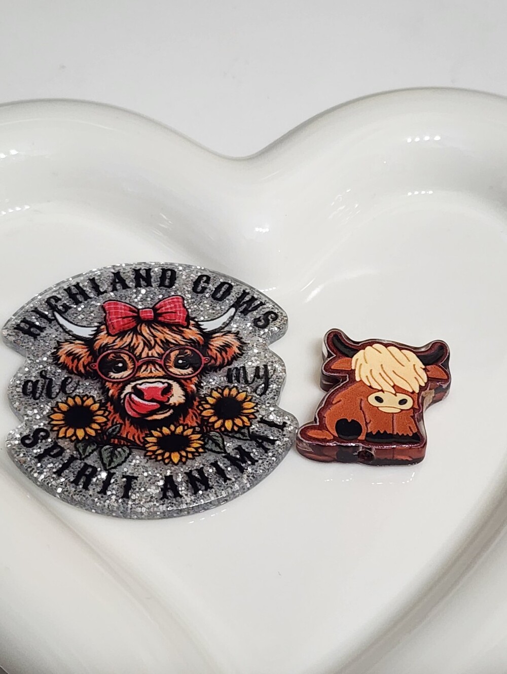 Highland Cow Flatback Focal Bead Magnet Beaded Pen Keychain Phone Chain Flats
